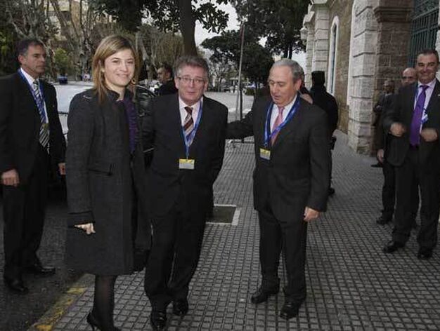Con motivo de la presidencia espa&ntilde;ola de la UE, las ministras se plantean desde C&aacute;diz el reto de la "igualdad real"

Foto: Joaquin Pino-Joaquin Hernandez Kiki