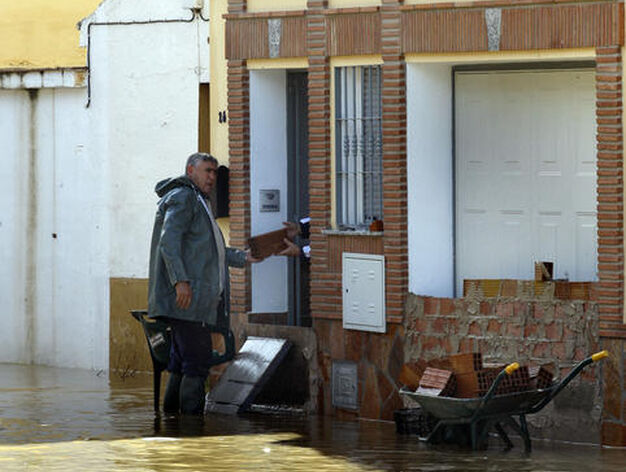 Inundaciones en el valle del Guadalhorce a la altura de la barriada de Do&ntilde;ana.

Foto: Migue Fern&aacute;ndez, Sergio Camacho, Agencias