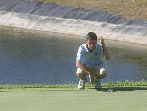 El Club de Golf la Ca&ntilde;ada acoge una nueva edici&oacute;n de Lacoste Promesas, en que j&oacute;venes golfistas de todo el pa&iacute;s buscan un sitio en la gran final nacional

Foto: J.M.Quinones