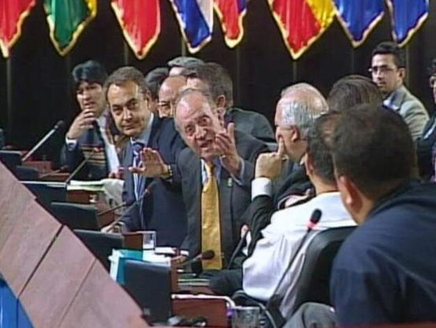 El famoso momento en el que el Rey calla a Ch&aacute;vez en la Cumbre Iberoamericana de 2007.

Foto: EFE