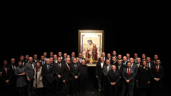 Foto de familia de la presentación del cartel de la Semana Santa de Málaga del presente año.