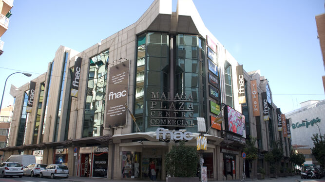 La fachada del centro comercial