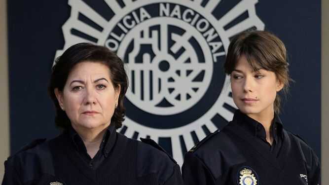 Luisa Martín y Andrea del Río, protagonistas de 'Servir y proteger'.