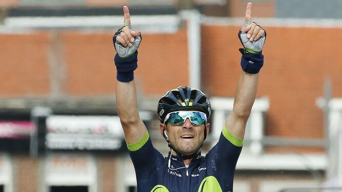 Valverde dedicó la victoria a Scarponi.