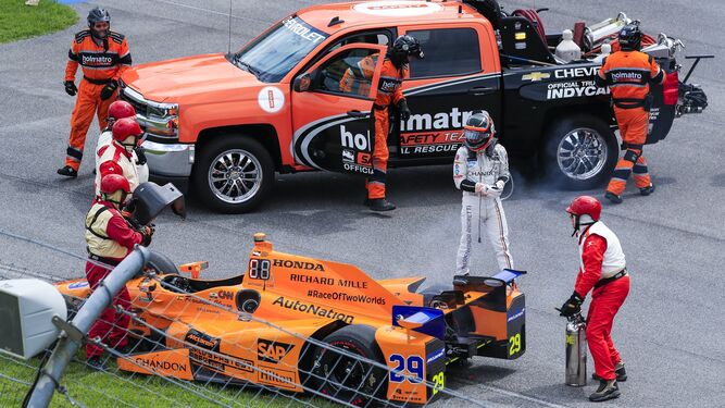 Fernando Alonso tras romper el motor