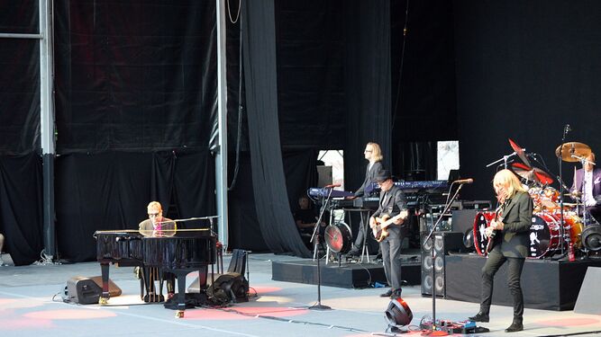 Elton John durante su concierto en el auditorio de La Cantera, en el Starlite.