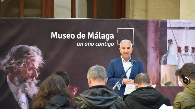 El consejero de Cultura, Miguel Ángel Vázquez, ayer, en la presentación de las actividades con las que se celebrará el primer aniversario del museo.