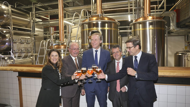 Heineken inaugura su fábrica-bar de cerveza en el Soho