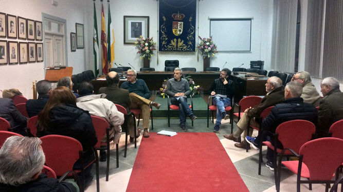 Reunión celebrada en el Ayuntamiento de Campillos.