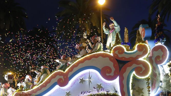 Foto de una carroza de la Cabalgata de Reyes de Málaga