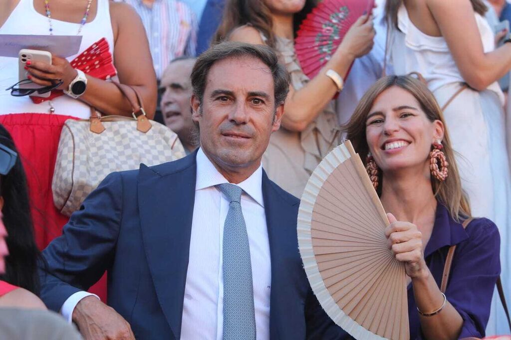 Miguel B&aacute;ez Litri con su mujer, Casilda Ybarra