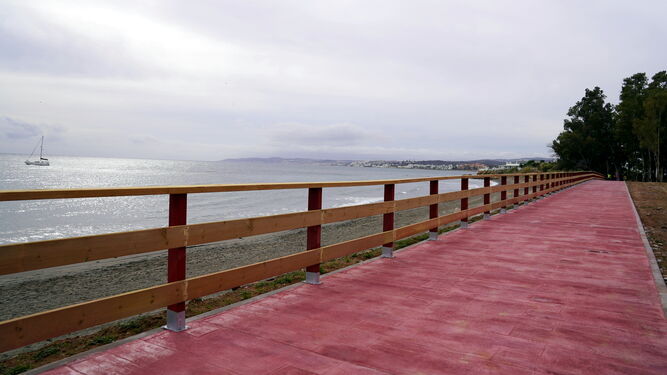Vista del tramo de corredor litoral en la playa del Cristo.