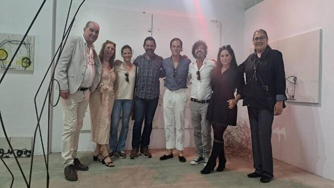 Paco Malia, Pepi González, Elena Castellano, Antonio Orozco, Igor Rodríguez, Willie Márquez y Caroline Coles, entre otros.