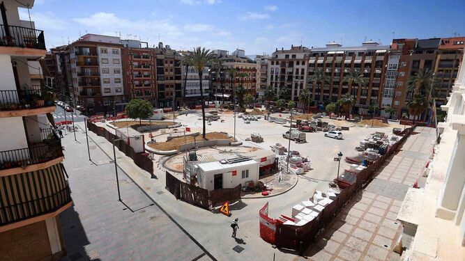 Obras en la Plaza de la Merced de Huelva.