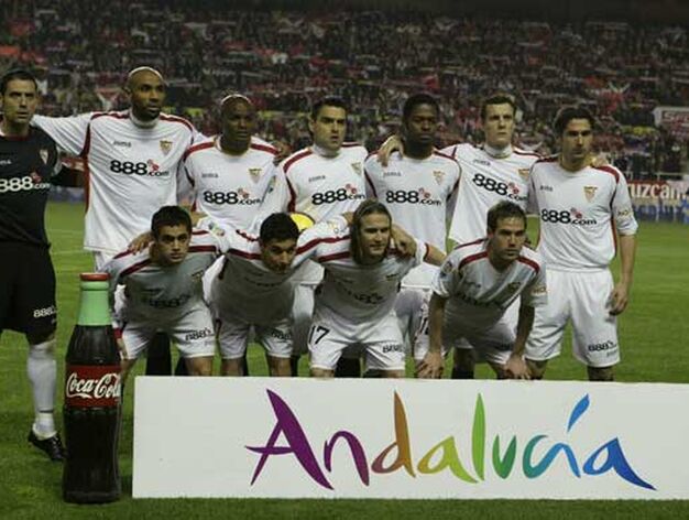 Foto para la prensa de los jugadores del Sevilla.

Foto: Antonio Pizarro