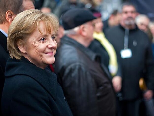 La canciller alemana, Angela Merkel, durante las celebraciones.

Foto: Agencias