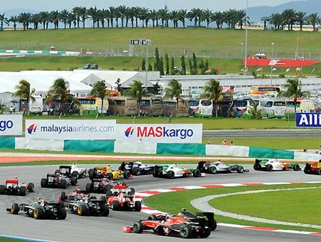 Primeros compases del Gran Premio de Malasia.

Foto: Reuters / Afp Photo / Efe