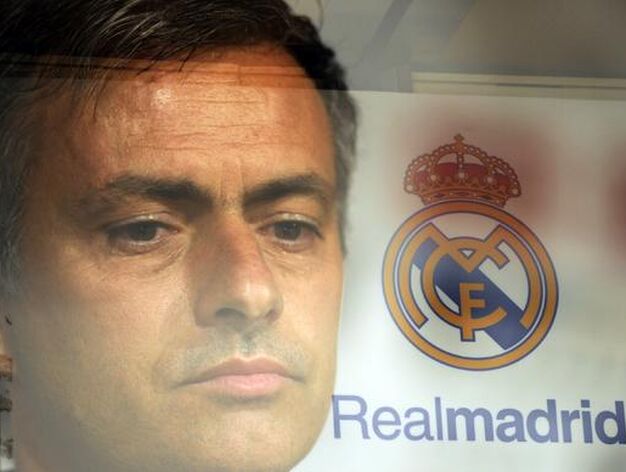 El ex t&eacute;cnico del Inter de Mil&aacute;n durante su presentaci&oacute;n como entrenador del Real Madrid.

Foto: AFP Photo