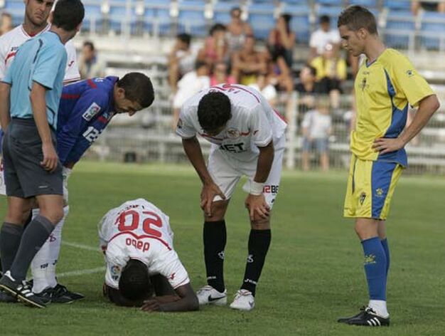 El C&aacute;diz pierde la Consolaci&oacute;n contra el Sevilla en un partido re&ntilde;ido

Foto: Jesus Marin