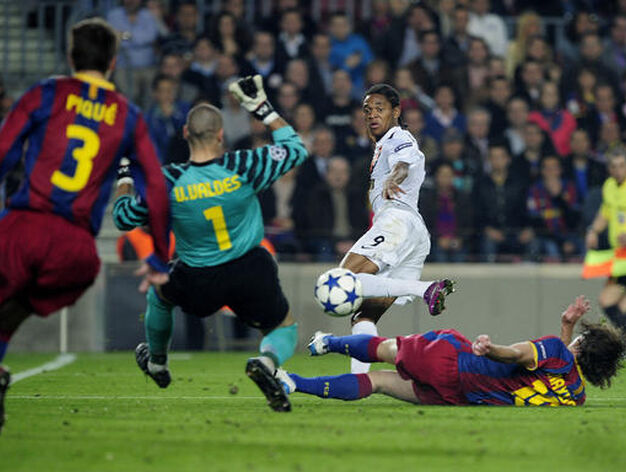 El Barcelona golea al Shakhtar en la ida de los cuartos de final de la 'Champions'. / AFP