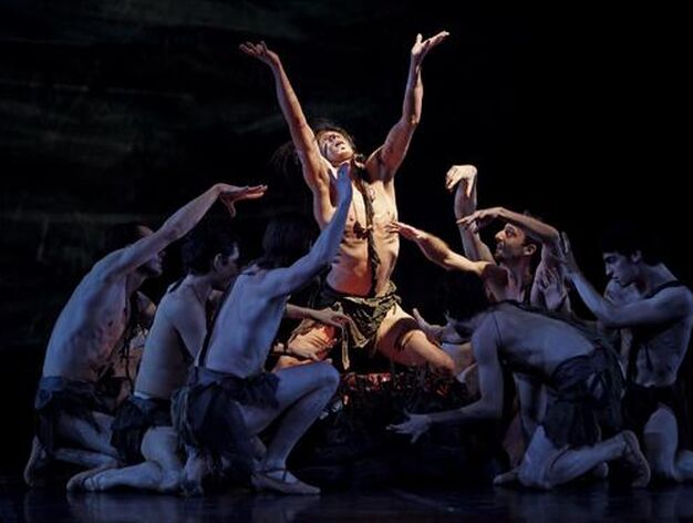 El Ballet de la &Oacute;pera de Varsovia representa 'La Bayad&egrave;re' en el Teatro de la Maestranza, una obra sobre la supervivencia del amor tras la muerte.

Foto: Antonio Pizarro