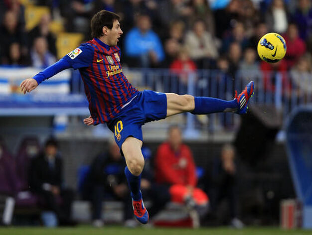 El M&aacute;laga es goleado en casa ante el Barcelona (1-4). / Reuters