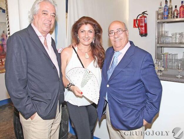 Vicente Terrada junto a Sonia Torrent y Faustino Rodr&iacute;guez.

Foto: Pascual &middot; Vanesa Lobo
