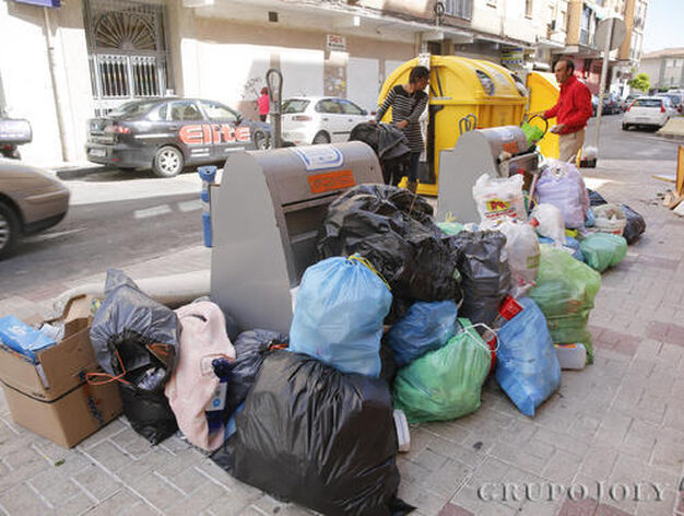Im&aacute;genes de la huelga de basura de Limasa en diferentes distritos