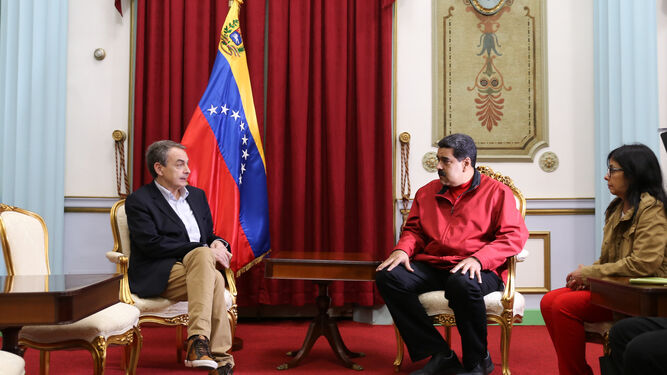 Zapatero intenta mediar en Venezuela