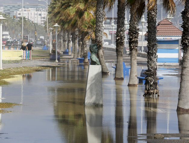 El temporal de levante pone a prueba la estabilidad de las playas