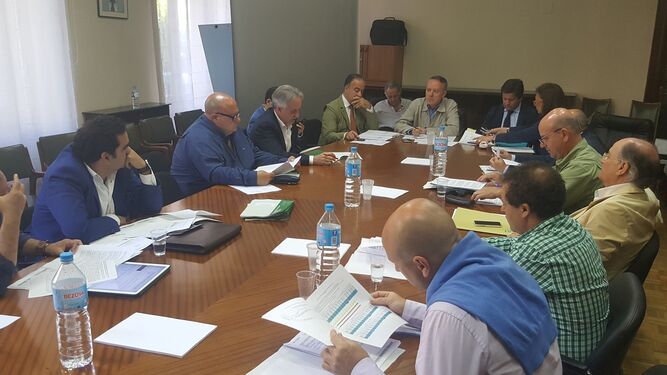Reunión del comité de gestión del sistema del Guadalhorce celebrada ayer.