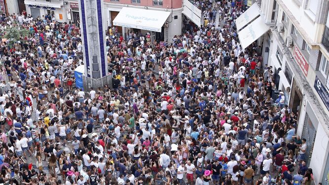 Masiva afluencia de personas a la Feria del Centro del año pasado.