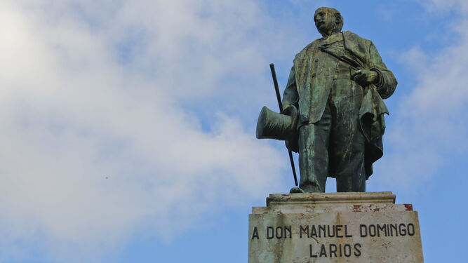 Imagen del segundo marqués de Larios esculpida por Mariano Benlliure.