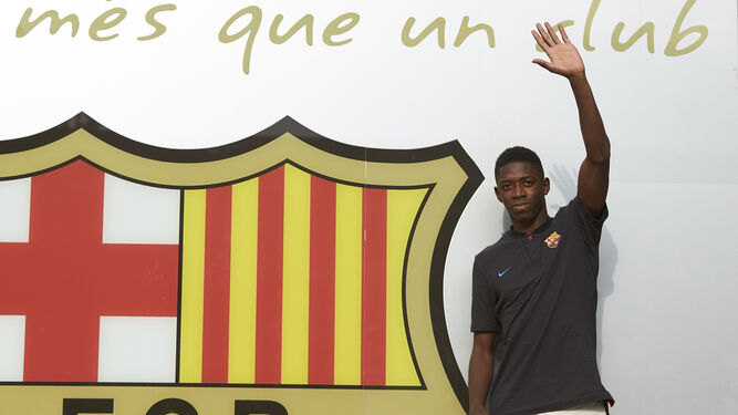 Messi regresa al 'falso nueve' para sostener al Barcelona