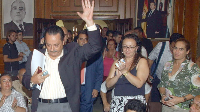 Isabel García Marcos (PSOE) y Marisol Yagüe, condenadas en Malaya, con Carlos Fernández (PA), prófugo desde 2006.