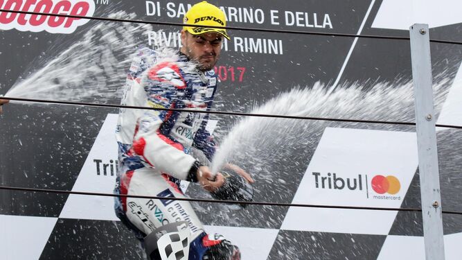 El piloto italiano celebra su victoria