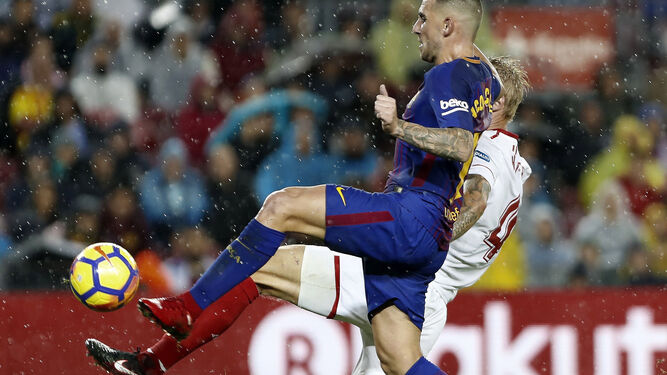 Un lance del último Barcelona-Sevilla en el Camp Nou.