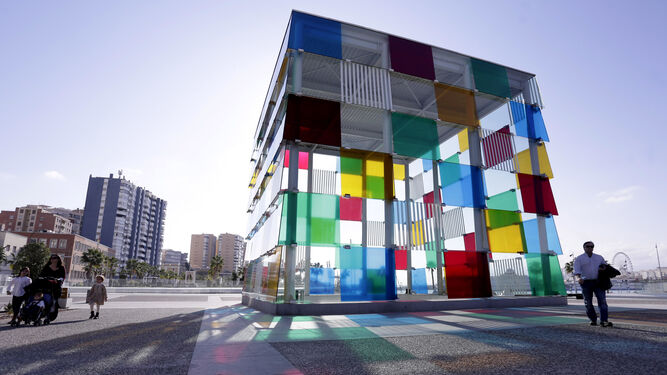 El Cubo del Puerto, signo distintivo del Centro Pompidou Málaga.