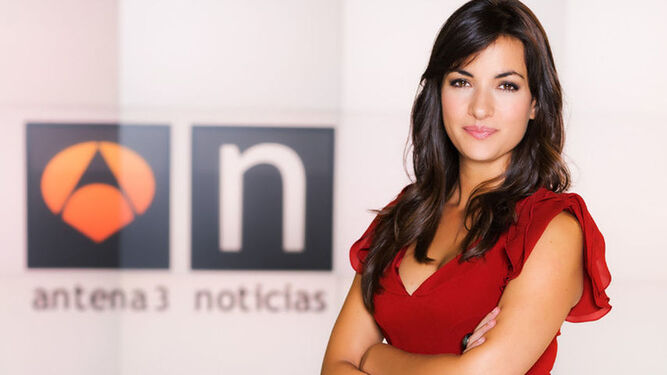 Esther Vaquero presenta 'Antena 3 Noticias 2'.
