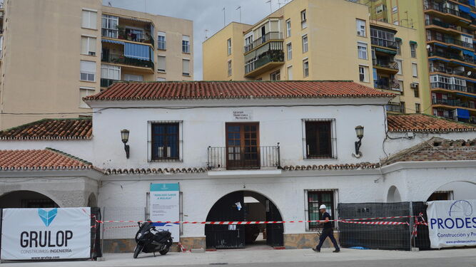 Obras en el edificio que albergará el futuro mercado gourmet de Torremolinos.