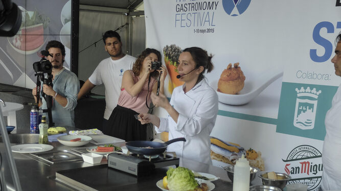 Una cocinera ofrece un curso en la edición del Málaga Gastronomy Festival de hace dos años.