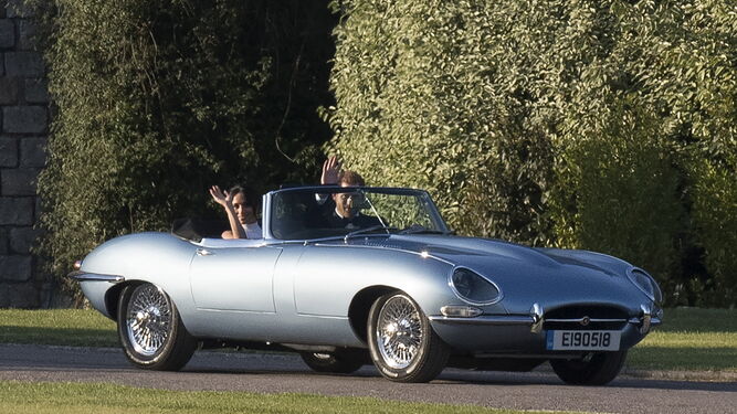 Así fue el coche que utilizaron Harry y Meghan Markle en su boda.