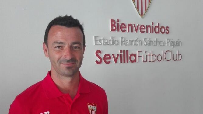 Acejo, tras firmar con el Sevilla.