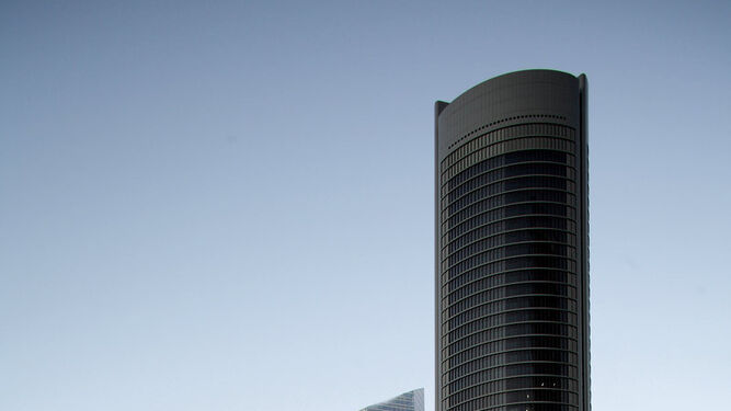 Una de las torres diseñada por Carlos Rubio en Madrid.