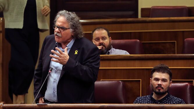 El portavoz de ERC Joan Tardá, durante la sesión de control al Gobierno que se celebró este miércoles en el Congreso.