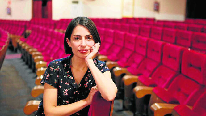 La directora y guionista Celia Rico, fotografiada en una sala de cine.