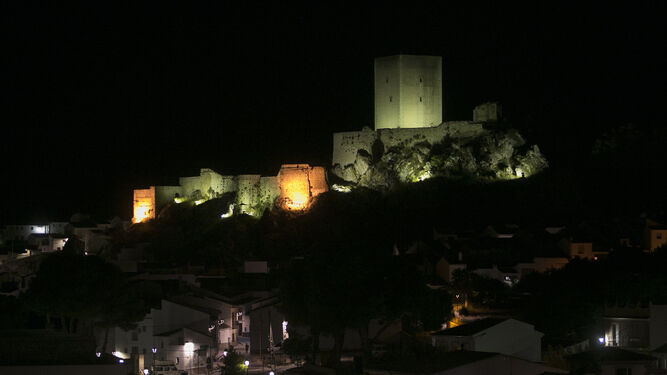 Castillos entre la noche