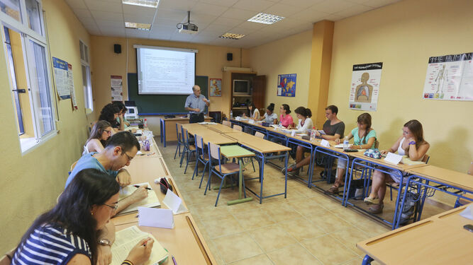 Estudiantes en una clase de la Escuela de Idiomas de Málaga.