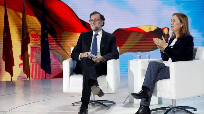 Mariano Rajoy y Ana Pastor.