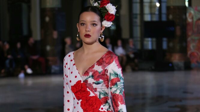 Dise&ntilde;o de Manu Delgado para el Certamen de Noveles celebrado en Viva by We Love Flamenco 2019